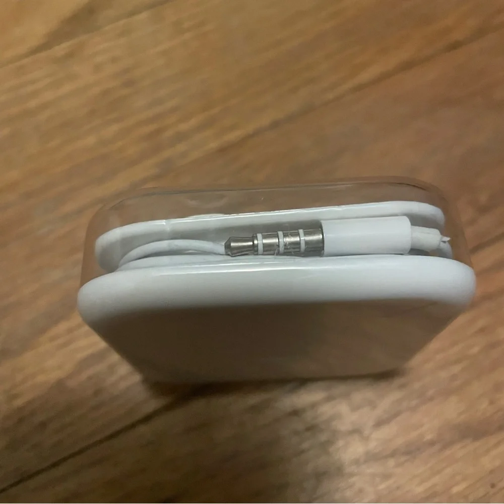 Apple Wired Headphones